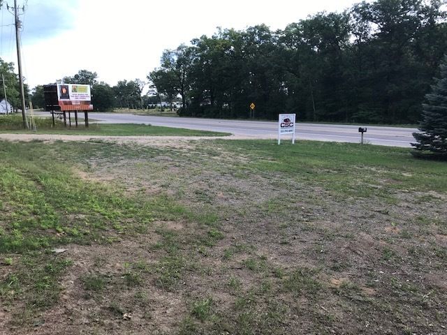 Office For Sale: 4055 S Evergreen Dr, Newaygo, MI 49337